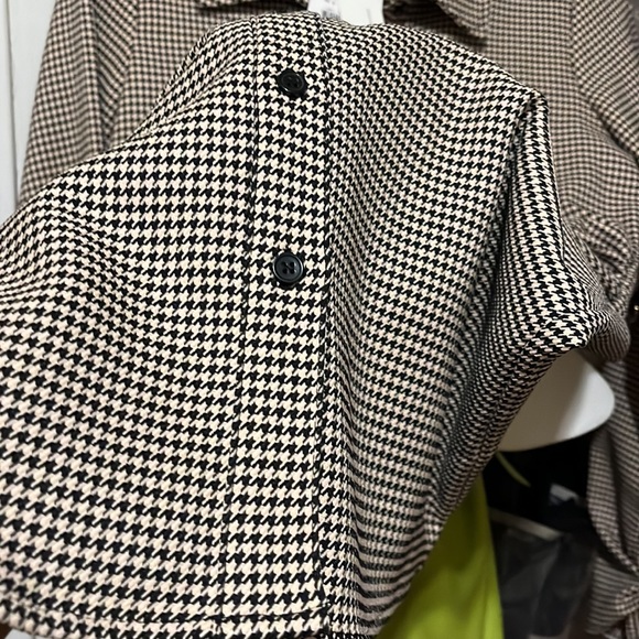 (NWT - Zara Mid Length Dress) - Picture 2 of 5